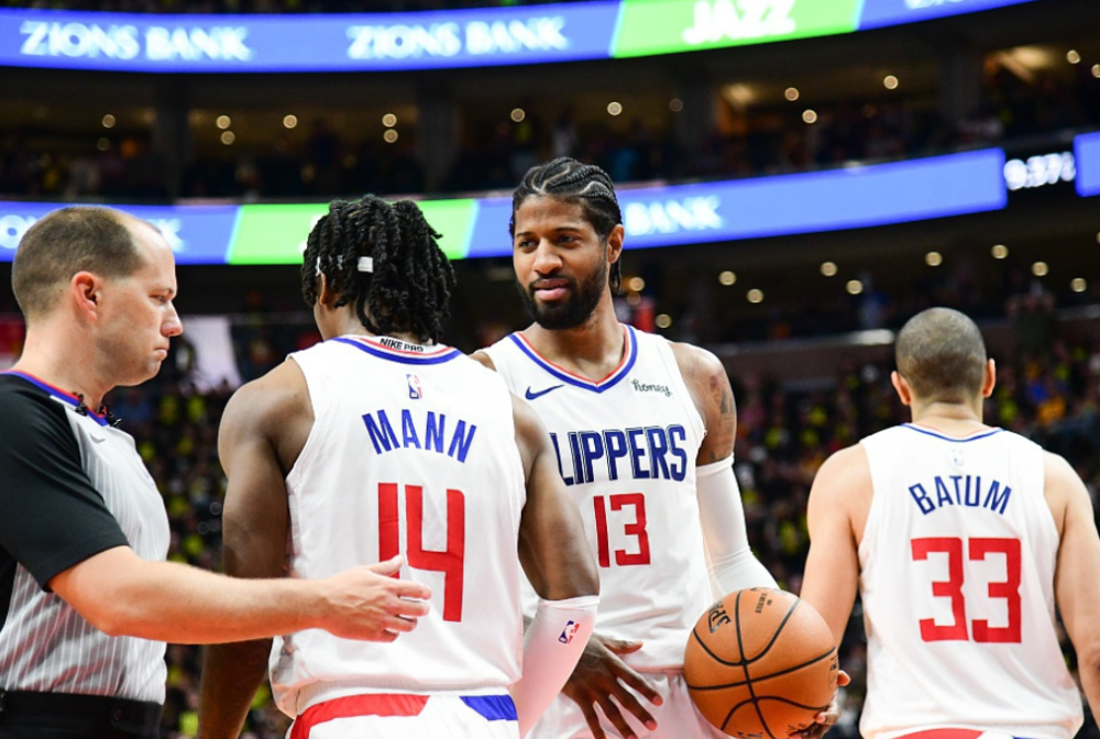  太阳布克伤愈复出即爆砍38分,率队终结连败颓势  