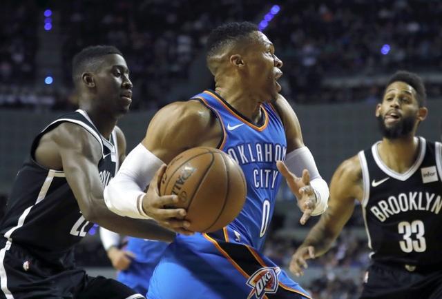  班凯罗高效表现魔术爆冷击败凯尔特人  